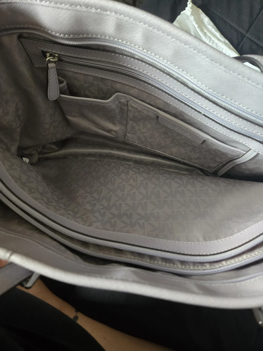 Michael Kors Light Lilac Tote with Matching Wristlet